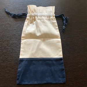 Thirty one navy canvas bottle gift bag. New.